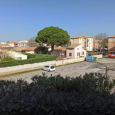 Studio Avec Piscine - Proche - 27m2 Appartement